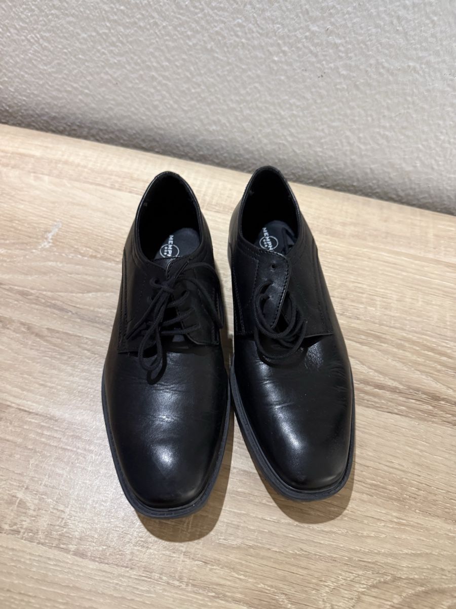 Schuhe für Jungen: Schuhe Kinder – Gebraucht aus Zürich von joe_9lm9 1
