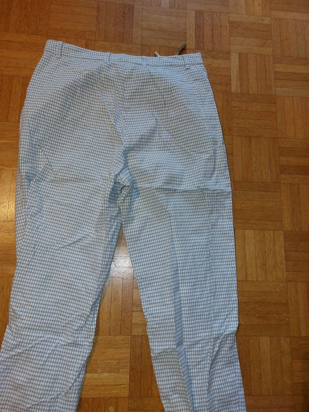 Jeans: wunderschöne Jeans/Hose, grösse 22,  hellblau/weiss/grau – Usato da Escholzmatt venduto da Stern777 2