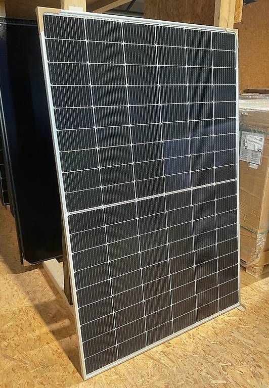 Solargeräte und Solarprodukte: JA Solarmodul 410Wp – Gebraucht aus Grabs von Haagerblitz