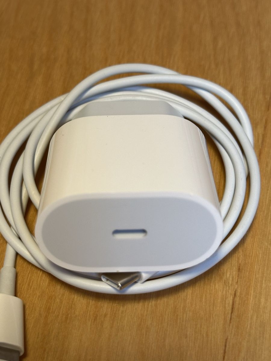 Apple Laufwerke & Adapter: Apple iPhone USB-C Power Adapter Lightning Cable Wire White – Gebraucht aus St. Gallen von S_rnw2 3