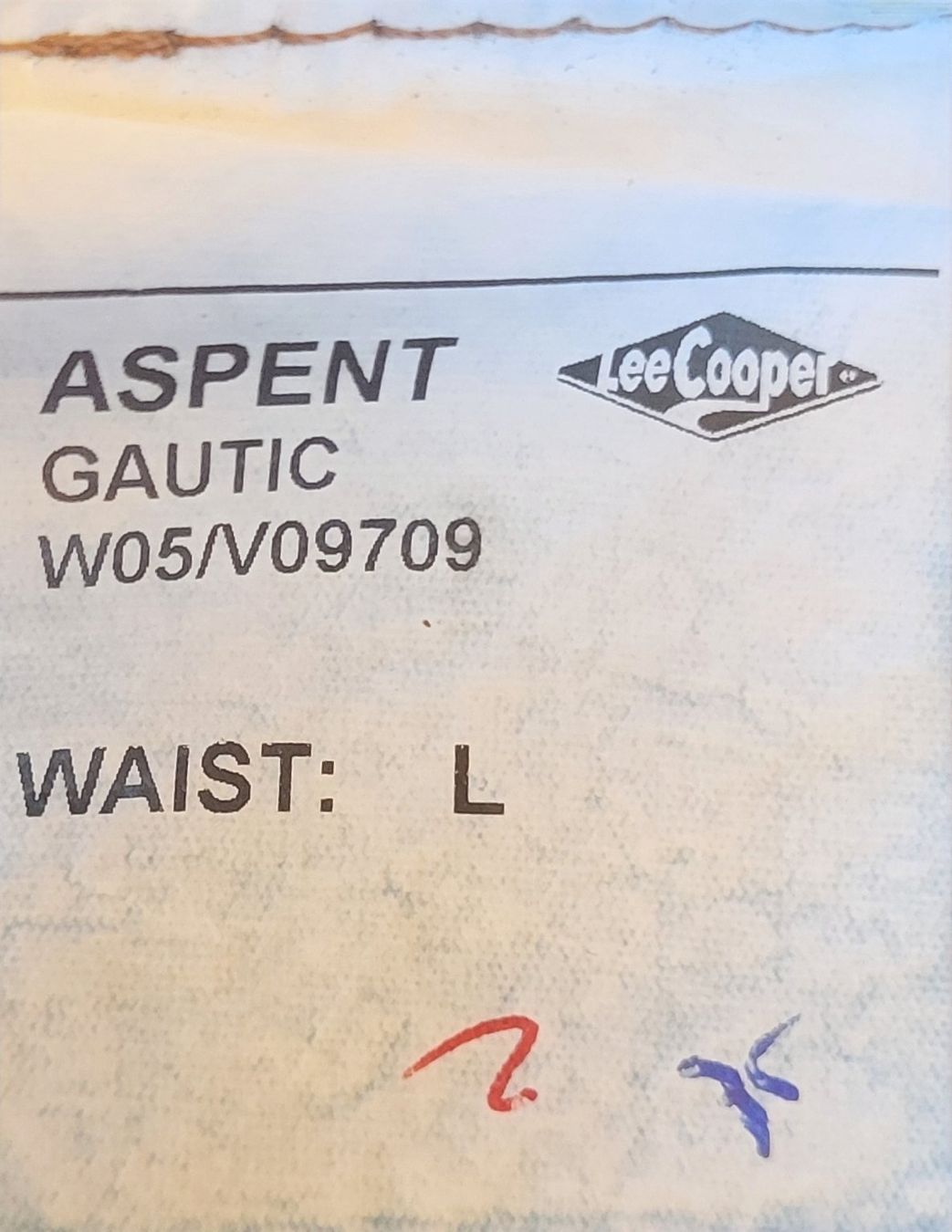 Lee Giacche: LEE COOPER - Veste en Jeans Comme Neuve Taille M – Nuovo (secondo la descrizione) da Haute-Nendaz venduto da DetoutDerien 9