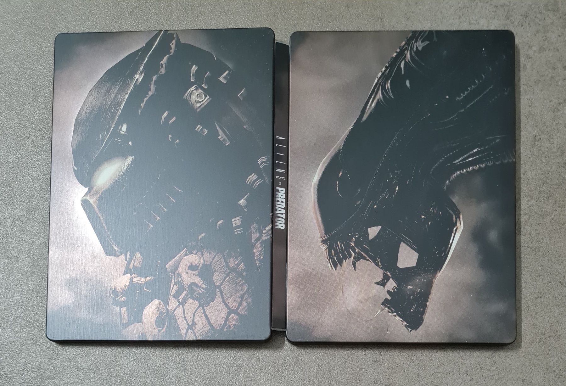 Giochi: XBOX 360 ALIENS VS PREDATOR - STEELBOOK EDITION – Usato da Birsfelden venduto da Dealgoenner24 4