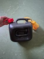 Praktischer 5L-Benzinkanister von Hünnersdorf, Schwarz