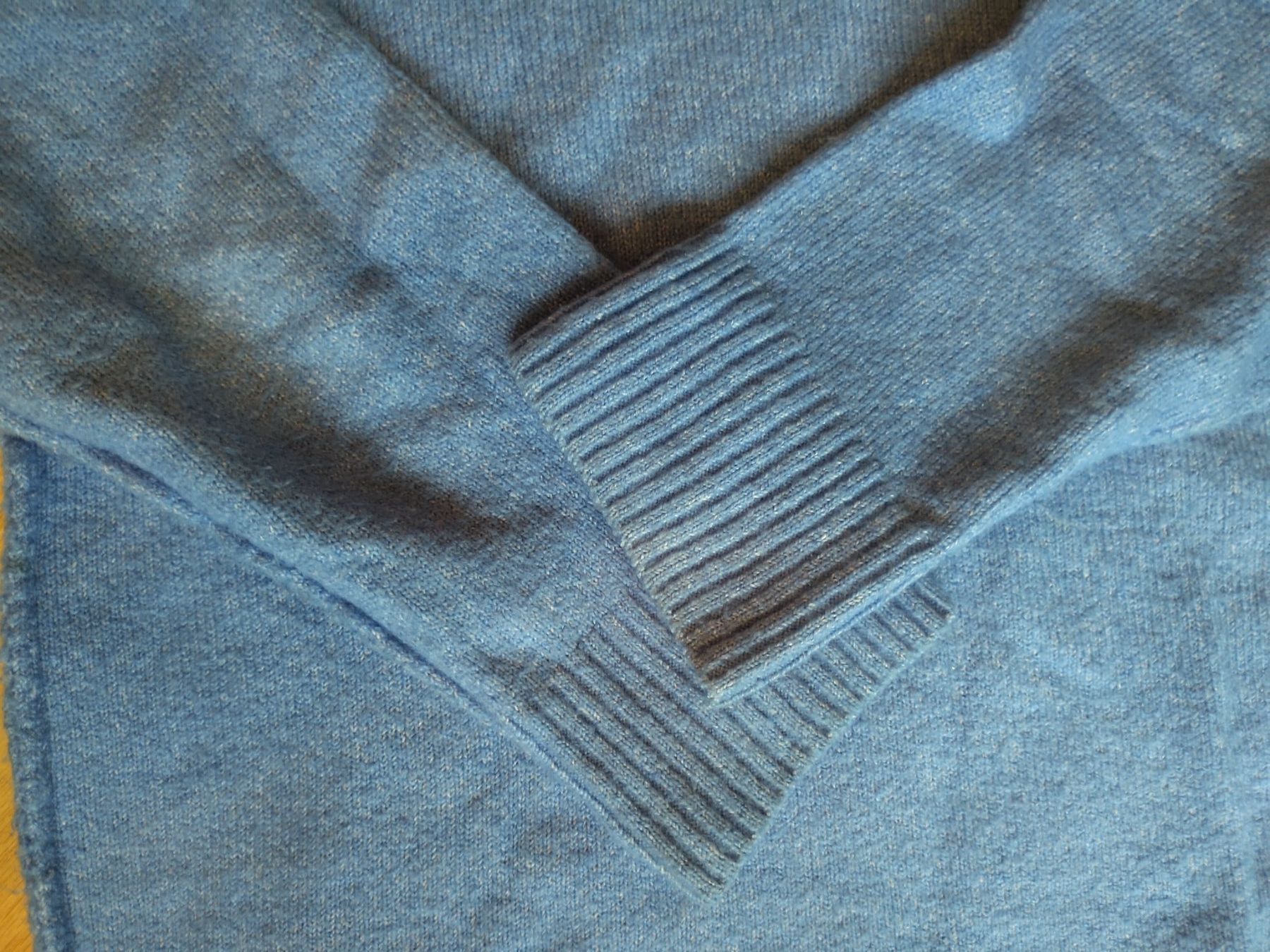 Mango Pulls & Sweat-shirts: Pullover – D'occasion à Bern par Linii 4