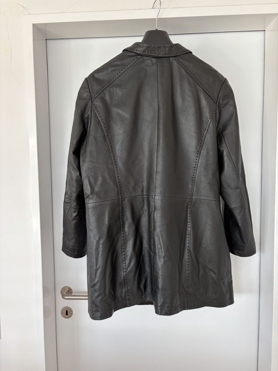 Giacche: Schwarze Lederjacke, M- L, top Zustand – Usato da Zürich venduto da Ambrette9 2