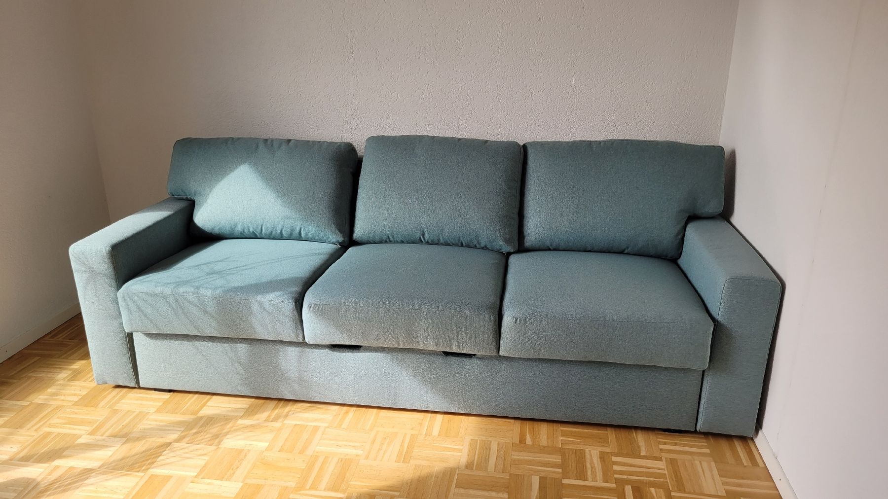 Divani: Ikea BARSLOV - 3er Bett-Sofa – Usato da Münchenbuchsee venduto da Scorsy