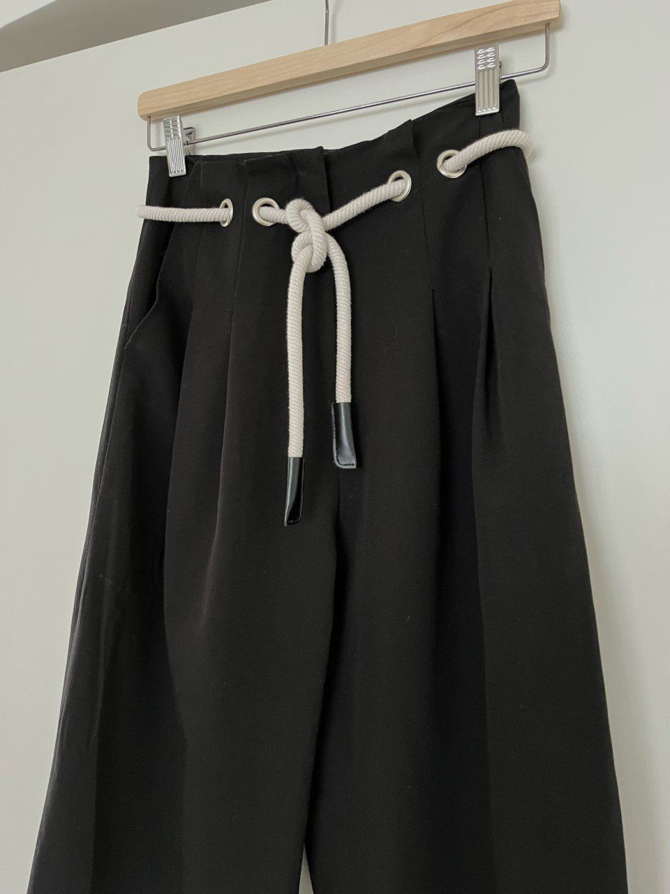 Pantaloni: Freizeithose Gr. S, Farbe schwarz – Usato da Triesen venduto da dardaleni 1