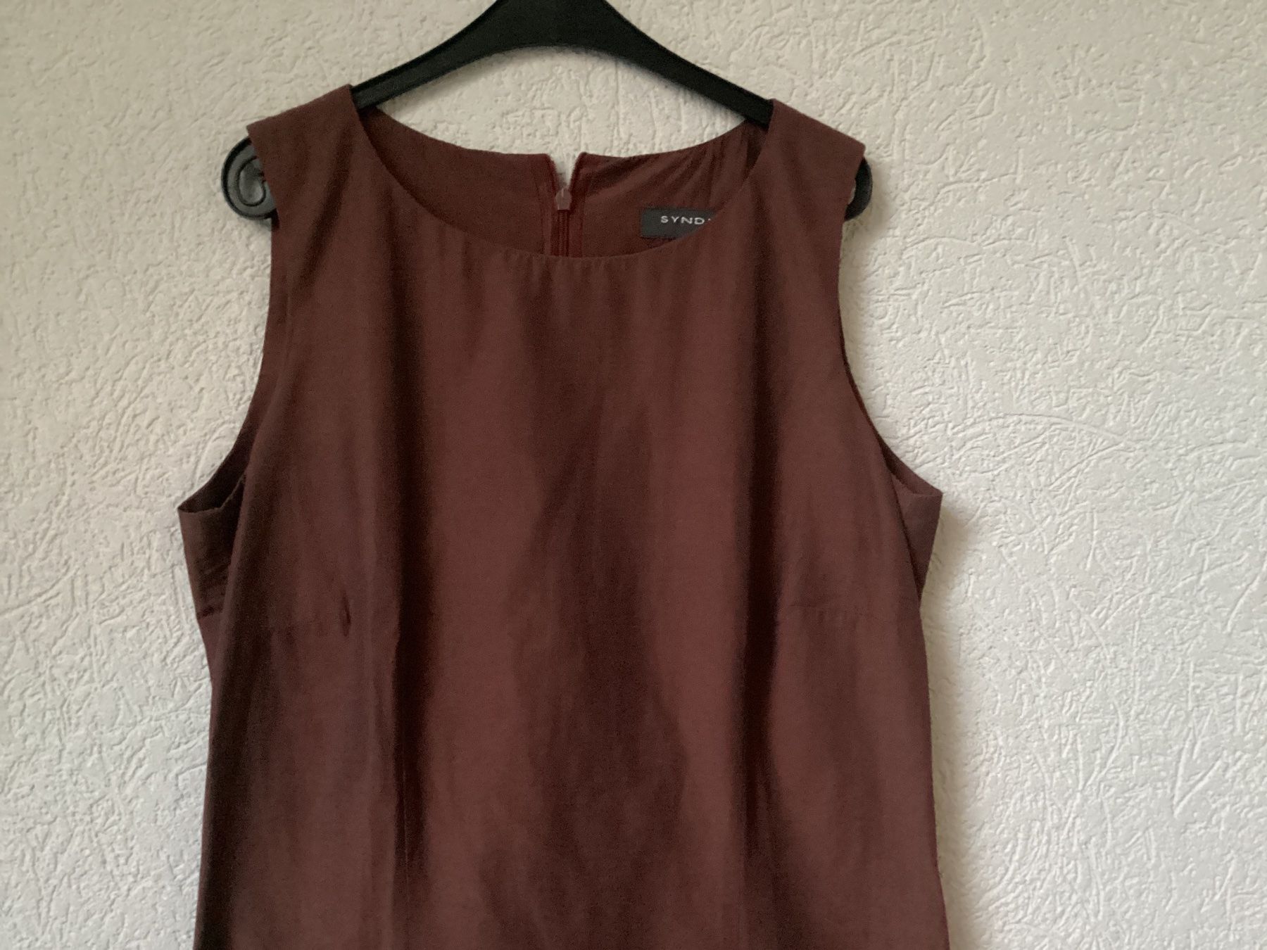 Vestiti: SYNDICATE schönes, elegantes, ärmelloses Kleid  Gr. 34 – Usato da Homberg b. Thun venduto da Homata 1