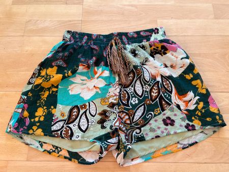 Kilky Paris Damen Shorts in Gr. M/L, NEU