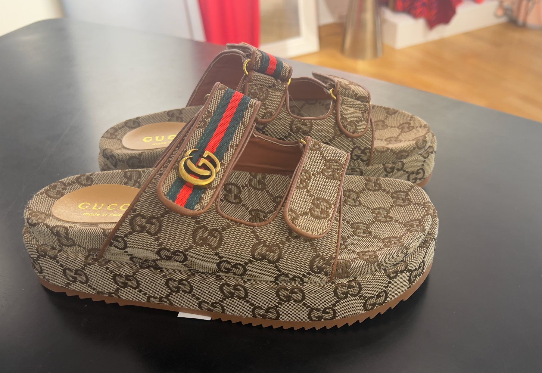 Gucci Scarpe da donna: Plateau-Sandalen – Nuovo (secondo la descrizione) da Zürich venduto da Naebeli 2