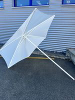 Sonnenschirm weiss mit Mast guter Zustand
