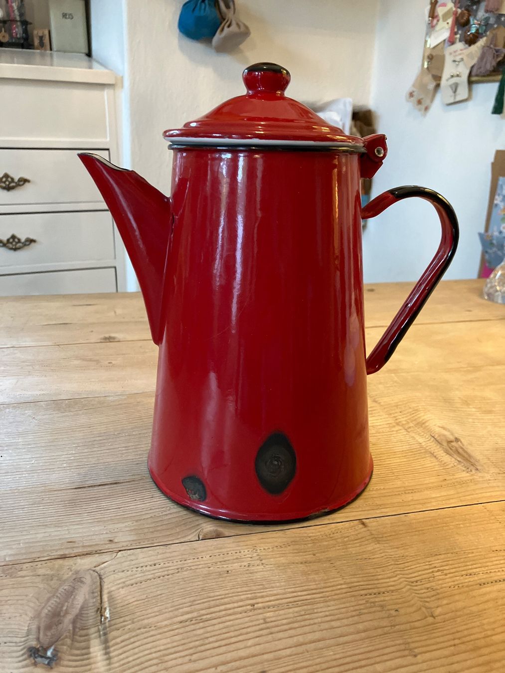 Caraffe: Krug - Emaille - Antik – Usato da Winterthur venduto da pompea