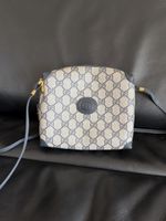 Sac Gucci en toile cirée bleu marine