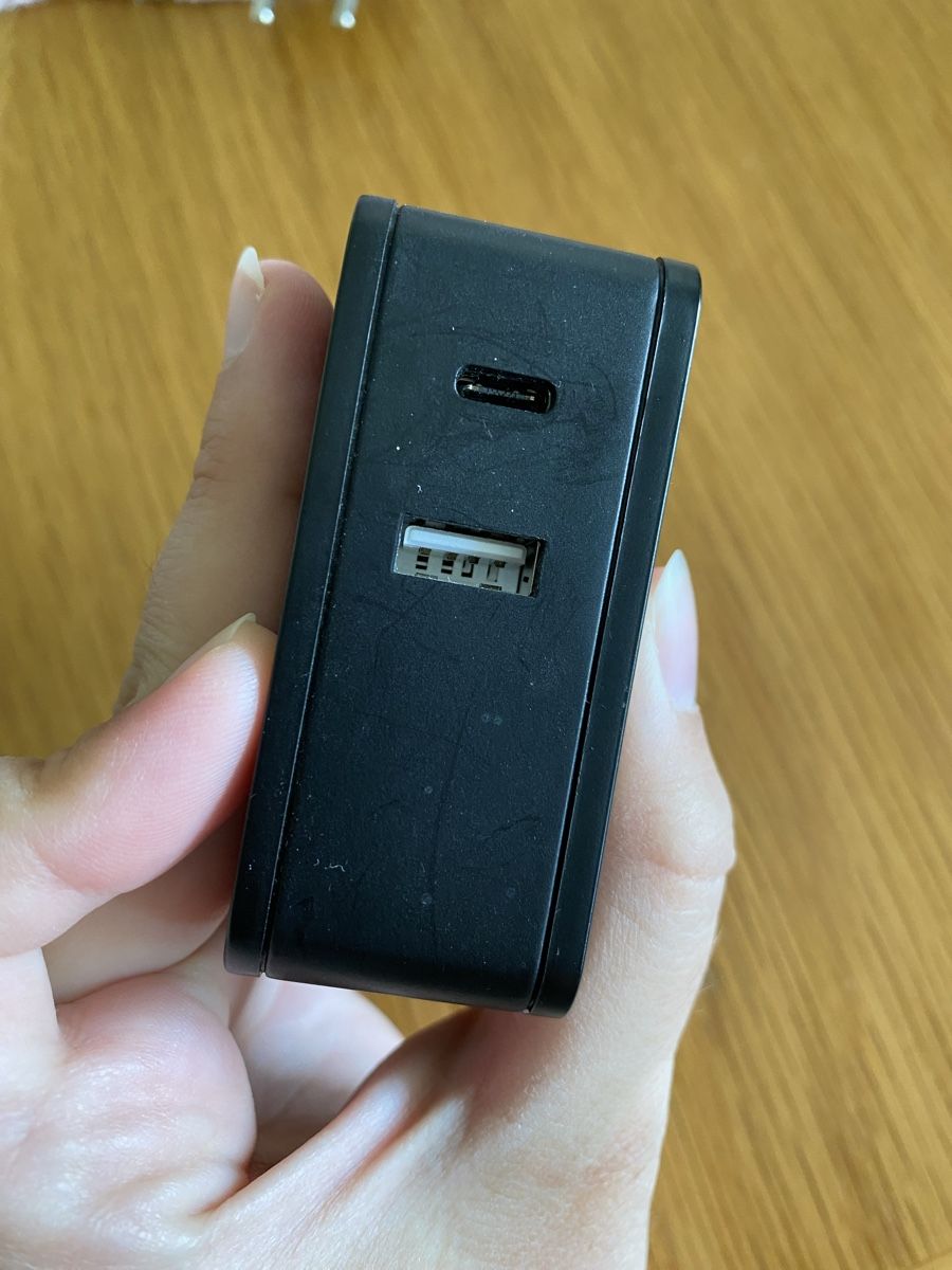 I-tec Caricabatterie: i- tec Ladegerät 60 W – Usato da Hünenberg venduto da a.u.849 1