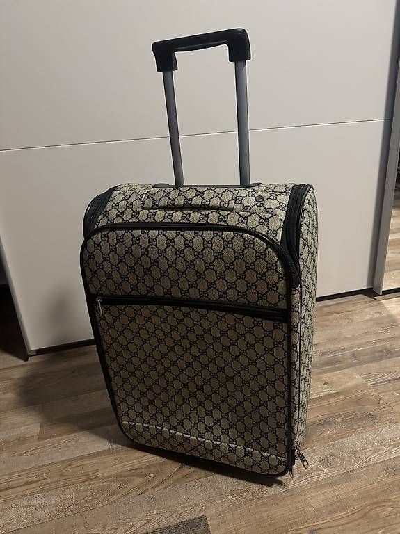Reisekoffer: HANDGEPÄCK KOFFER – Gebraucht aus Luzern von VStore 1