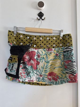Moshiki Wenderock mit Tasche