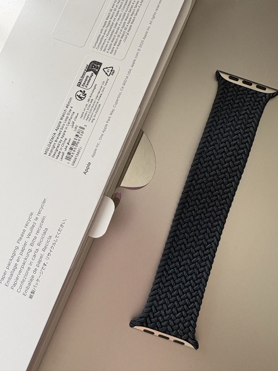 Apple Smartwatch: Apple Watch Solo Loop Midnight 4 – Nuovo (secondo la descrizione) da Zürich venduto da gre_7nbw