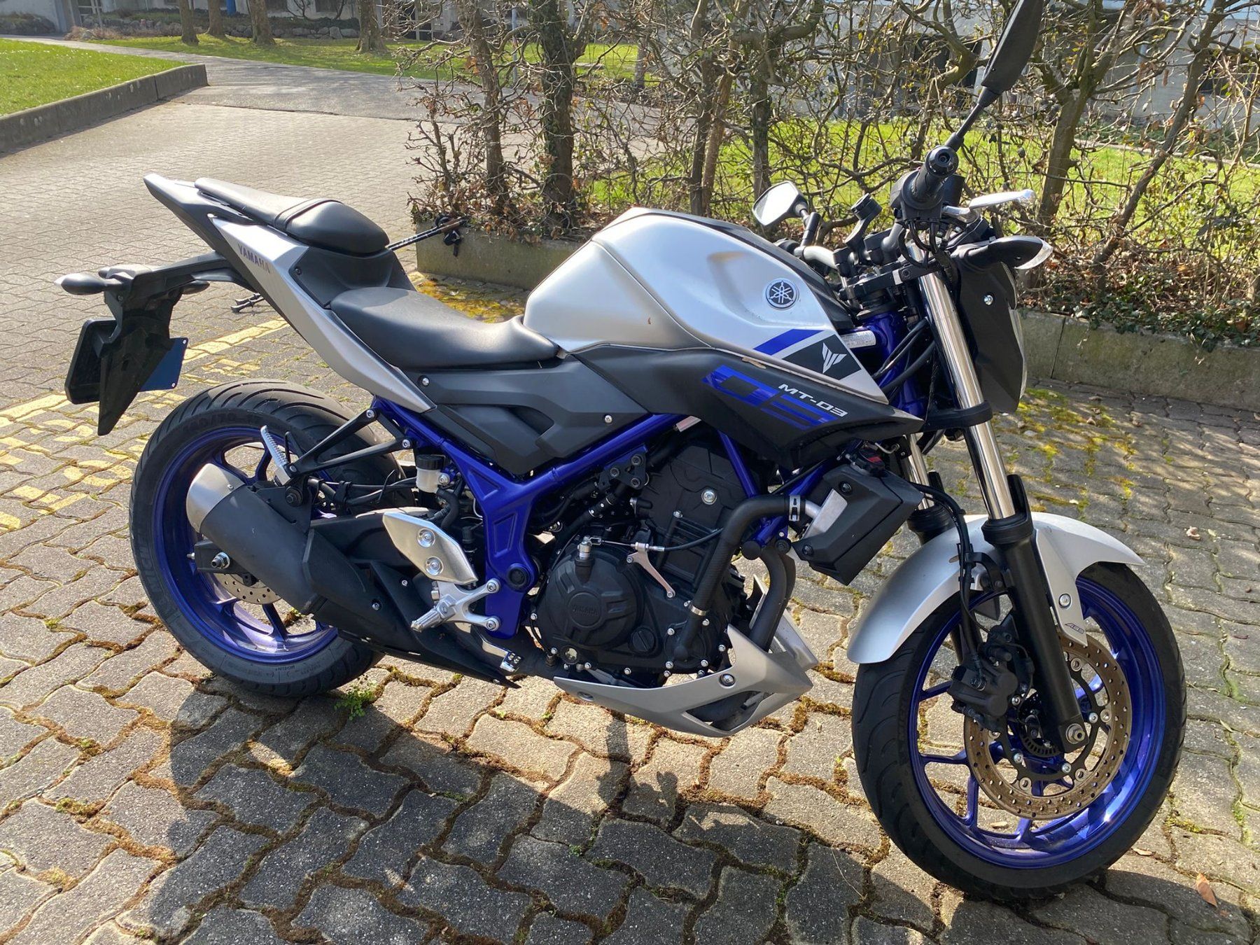 Yamaha Strada: Yamaha MT-03 – Usato da Stettlen venduto da joelle_001 2