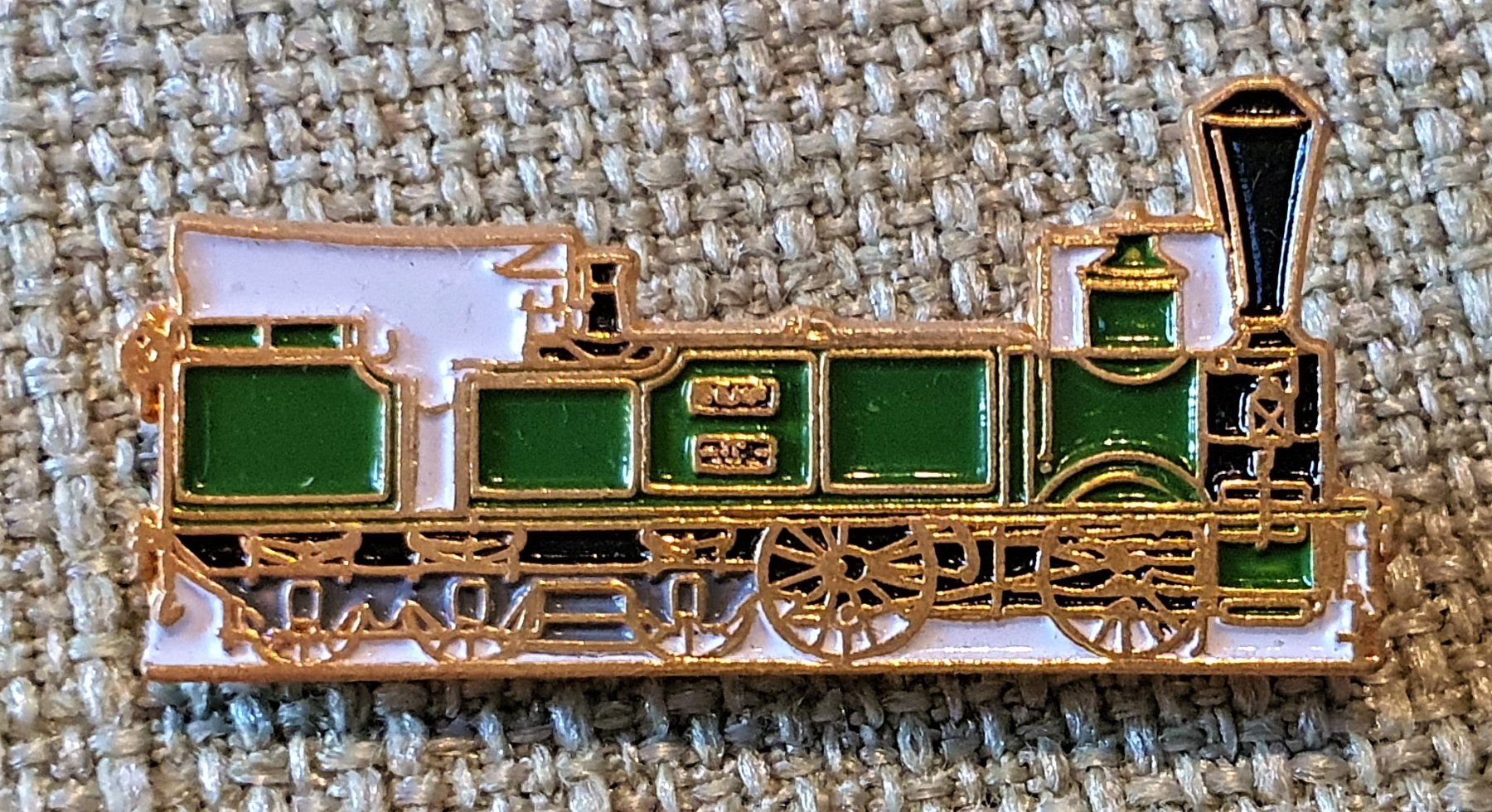 Plaketten & Abzeichen: H438 - Pin Dampflokomotive Zug Train Bahn – Gebraucht aus Reinach BL von Boston-Verkauf