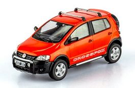 VW CrossFox Phase II 2009-2015 rot / schwarz        1:43