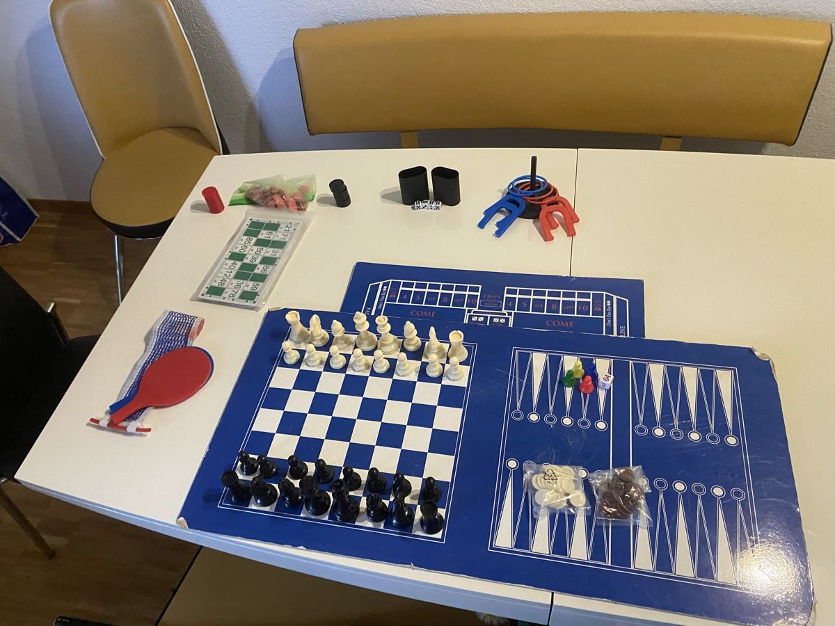 Tavoli da biliardo: Spieltisch Multifunktion mit Zubehör gebraucht – Usato da Niederhasli venduto da sha_c8ks 6