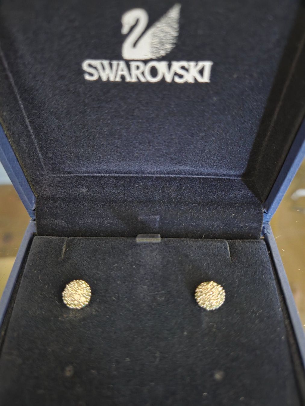 Swarovski Ohrringe & -stecker: Swarovski Ohrstecker aus Kristall – Gebraucht aus Emmen von GrabandGo
