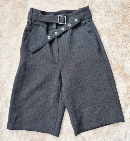 SHORTS BERMUDA PINKO NP 490 CHF HOSE 34 XS NADELSTREIFEN TOP