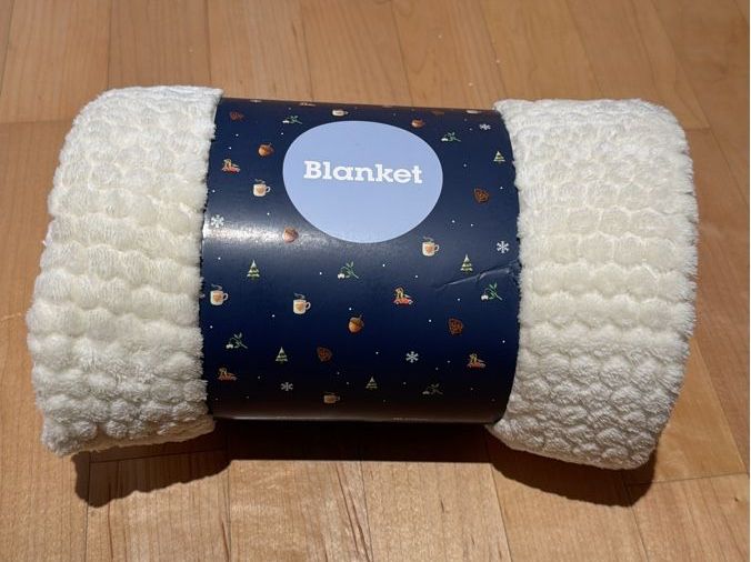 Coperte: Kuschelige Winterdecke, neu – Nuovo e nell'imballaggio originale da Würenlos venduto da Dina0007
