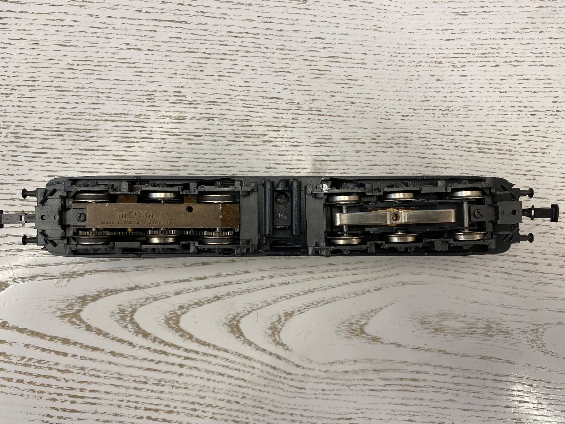 Märklin Modellini di ferrovie: Märklin 3057 DB BR 151 – Usato da Lupsingen venduto da New-Haven 4
