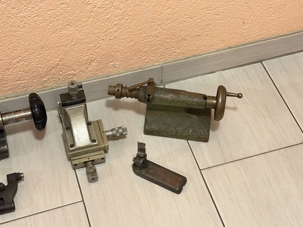 Liquidation d'outils de mécaniciens anciens (Gebraucht) in Bassecourt ...