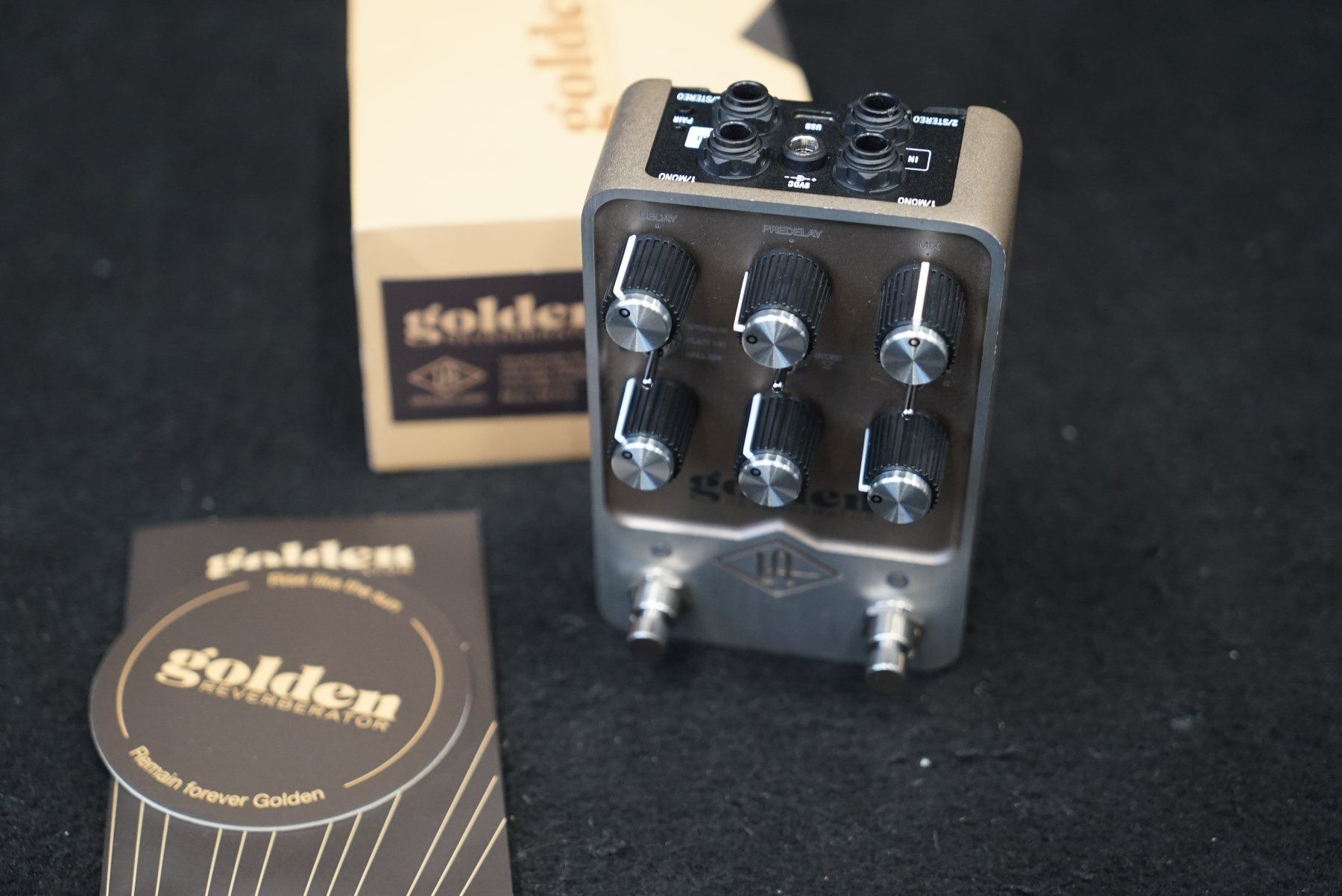 Universal Audio Musikinstrumente: Universal Audio Golden Reverberator Pedal – Gebraucht aus Ortschwaben von Musictrade 1