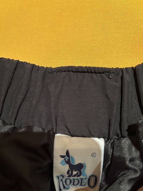 Pantalons: Ski- & Winterhose Schwarz – D'occasion à Blumenstein par pzb_pc57 1