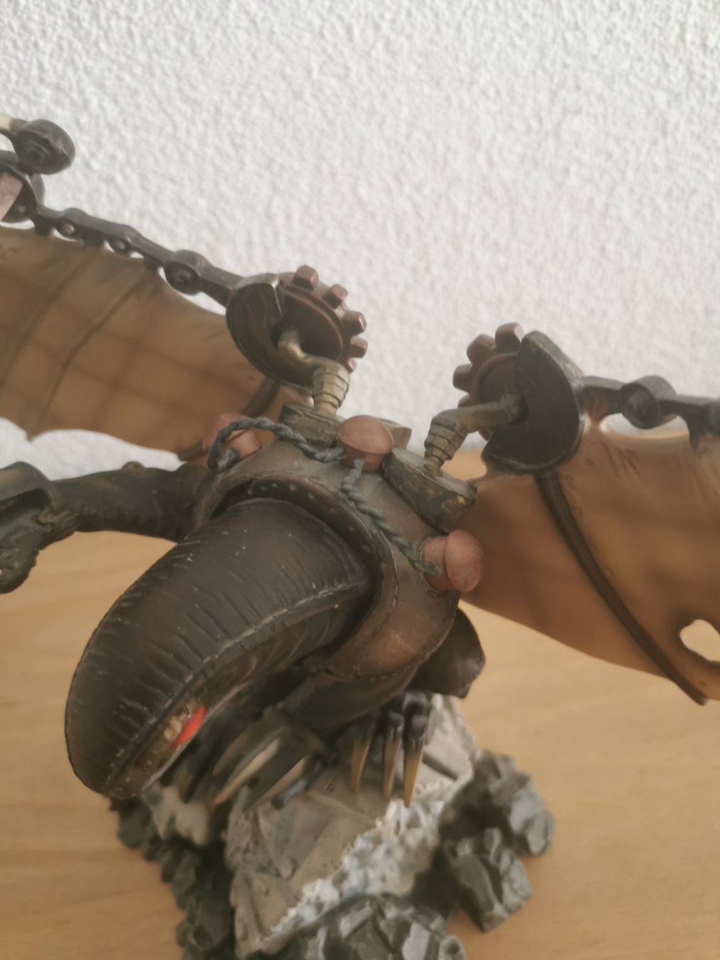 Statuette: Limited Edition Bioshock Infinite Songbird Statue – Usato da St.Gallen venduto da Tamal0204 2
