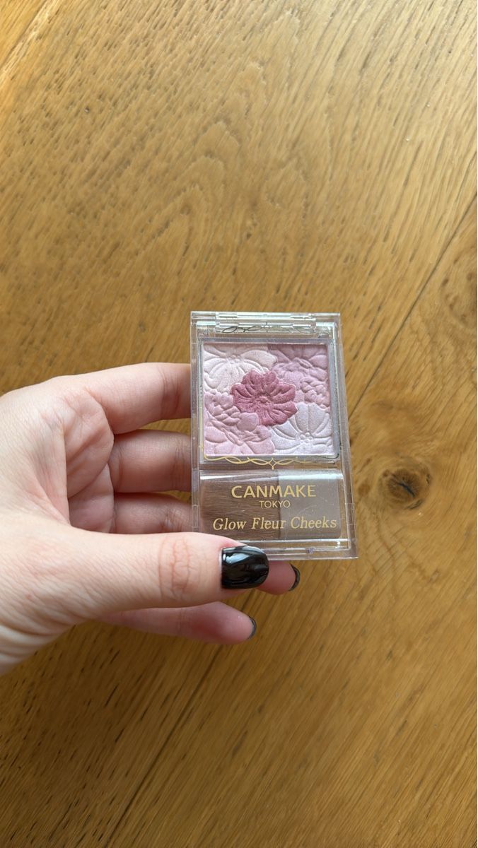 Make-up: Canmake Tokyo Glow Fleur Cheeks Blush Palette Authentic – Nuovo (secondo la descrizione) da St-Gingolph venduto da Ynatka