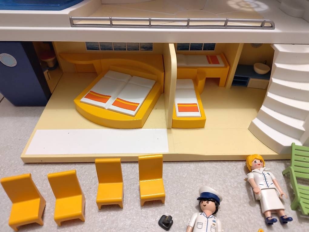 Playmobil Giocattoli: Bateau de croisière Playmobil – Usato da Petit-Lancy venduto da chevalier 4