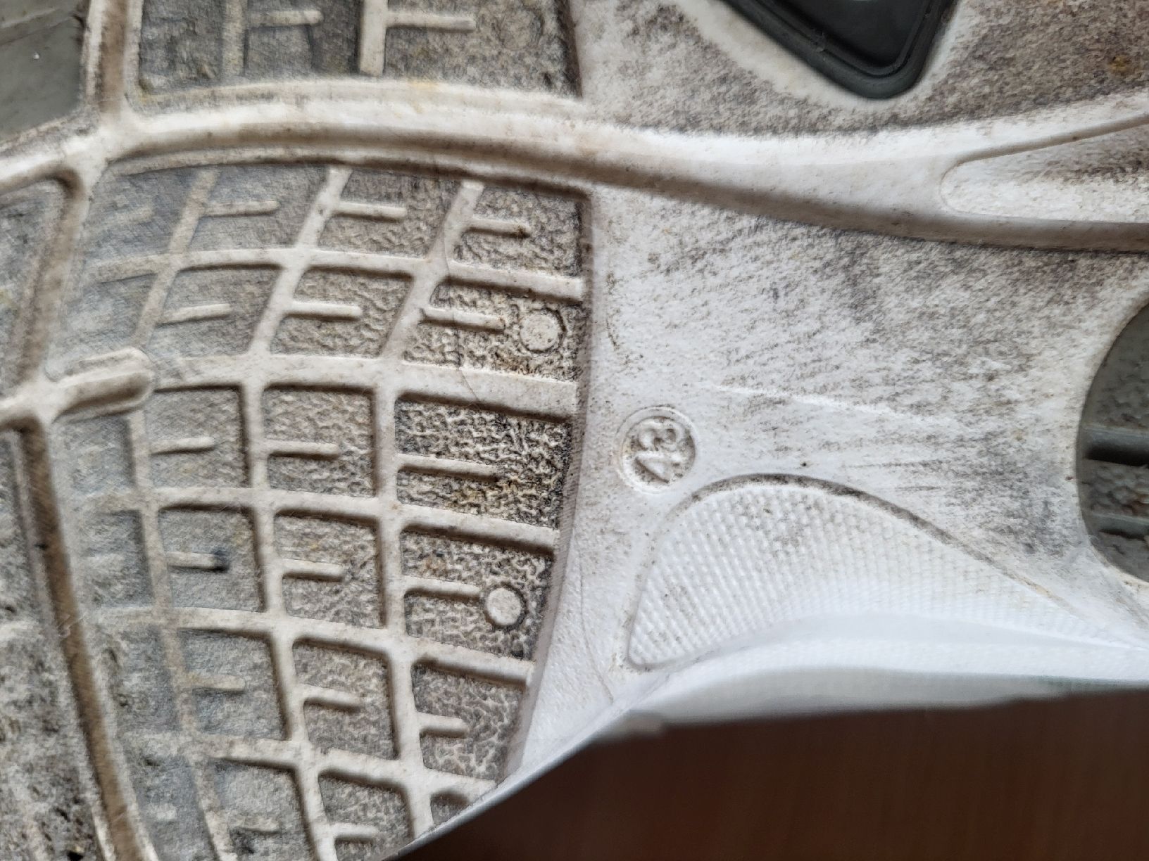 Scarpe da uomo: Freizeit Schuhe Nr43 gebraucht – Usato da Riehen venduto da tamola67 4