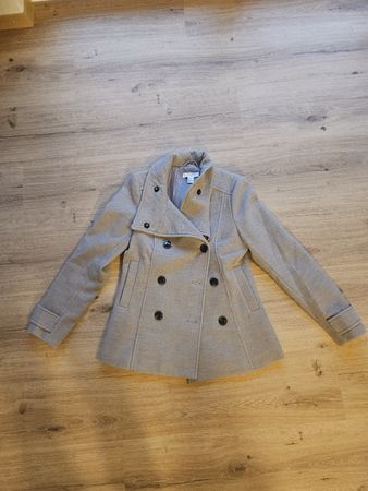 Elegante Übergangsjacke, Grösse 36, Top Zustand für den Herb