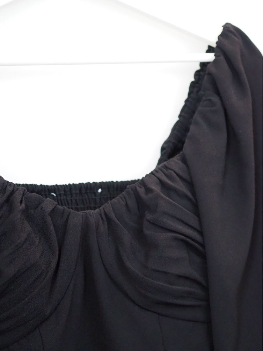 Zara Tops: Schwarzes Top mit Puffärmeln Gr. S Zara – Gebraucht aus Neftenbach von litta_00 1