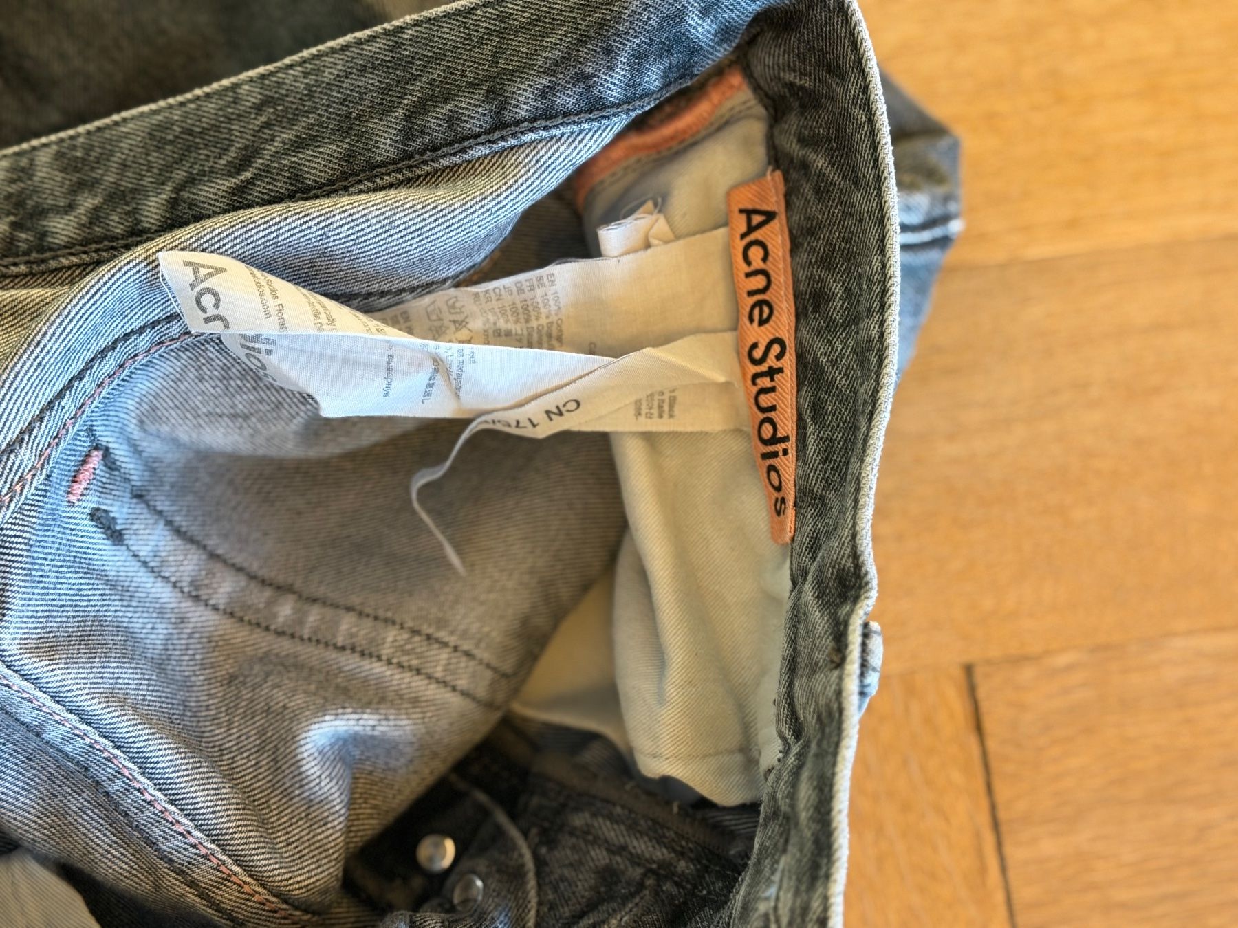 Acne Studios Jeans: Acne Studios Jeans – Gebraucht aus Basel von alp_9j2z 3