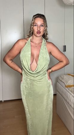 Kleid lang mintgrün Grösse M neuwertig
