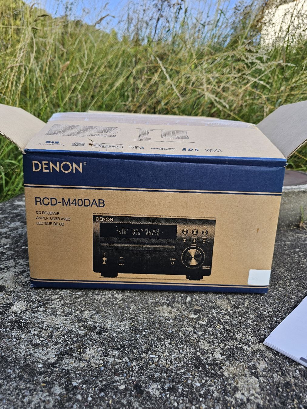 Denon Ricevitori: Denon CD Receiver RCD-M40DAB silber guter Zustand – Usato da Aeugstertal venduto da Levo84 1