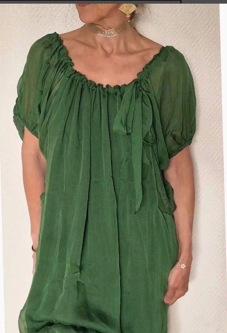 Zara Kleider: Robe soie verte de Zara taille M – Neu (gemäss Beschreibung) aus Düdingen von Yellow 3