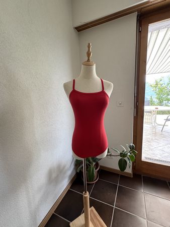 Roter Badeanzug, Größe S/Maillot de bain rouge, taille S