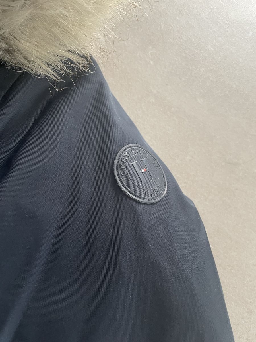 Tommy Hilfiger Mäntel: Parka Hilfiger xs – Gebraucht aus Zollikofen von ballspielerb1 3