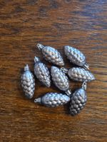 Silberne Zapfen, 8 Stk., Weihnachtsbaumschmuck, Top!