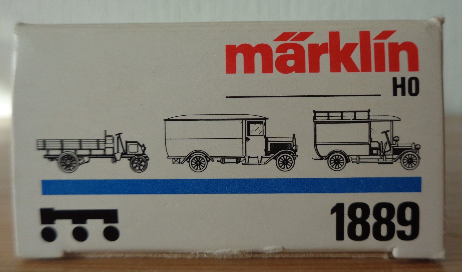 Märklin Modellini di ferrovie: Märklin 1889, 3 Oldtimer "Lieferwagen", H0 – Usato da Arbon venduto da lyres 3