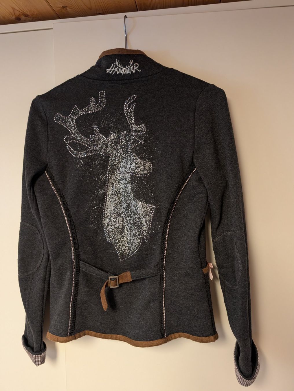 Vestes: Hangovear jacket – D'occasion à Zermatt par msz_nb9h 4
