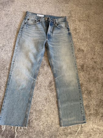 Zara Jeans - W36 L32 - Light Wash - Perfect for Summer!