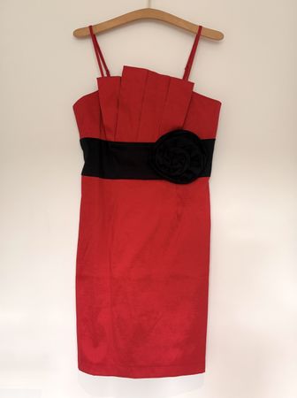 Rot/Schwarzes Cocktailkleid