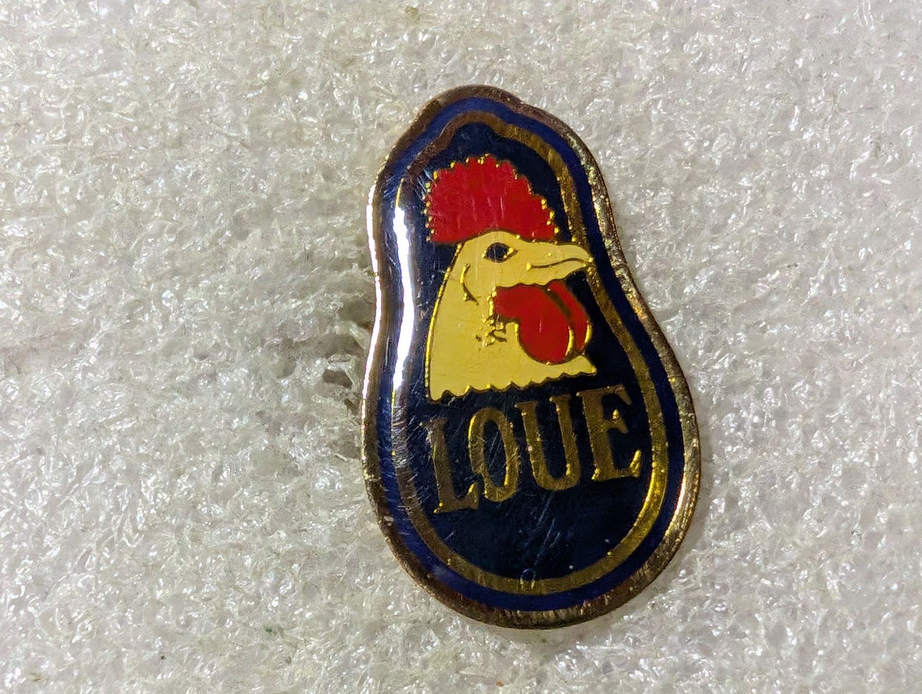 Placchette & Badge: Ansteckpin 147: Loue – Usato da Oppligen venduto da Pin-Fall-Shop